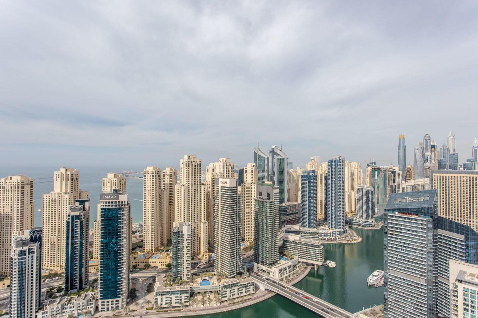 Frank Porter - Vida Residences Apartment Dubai